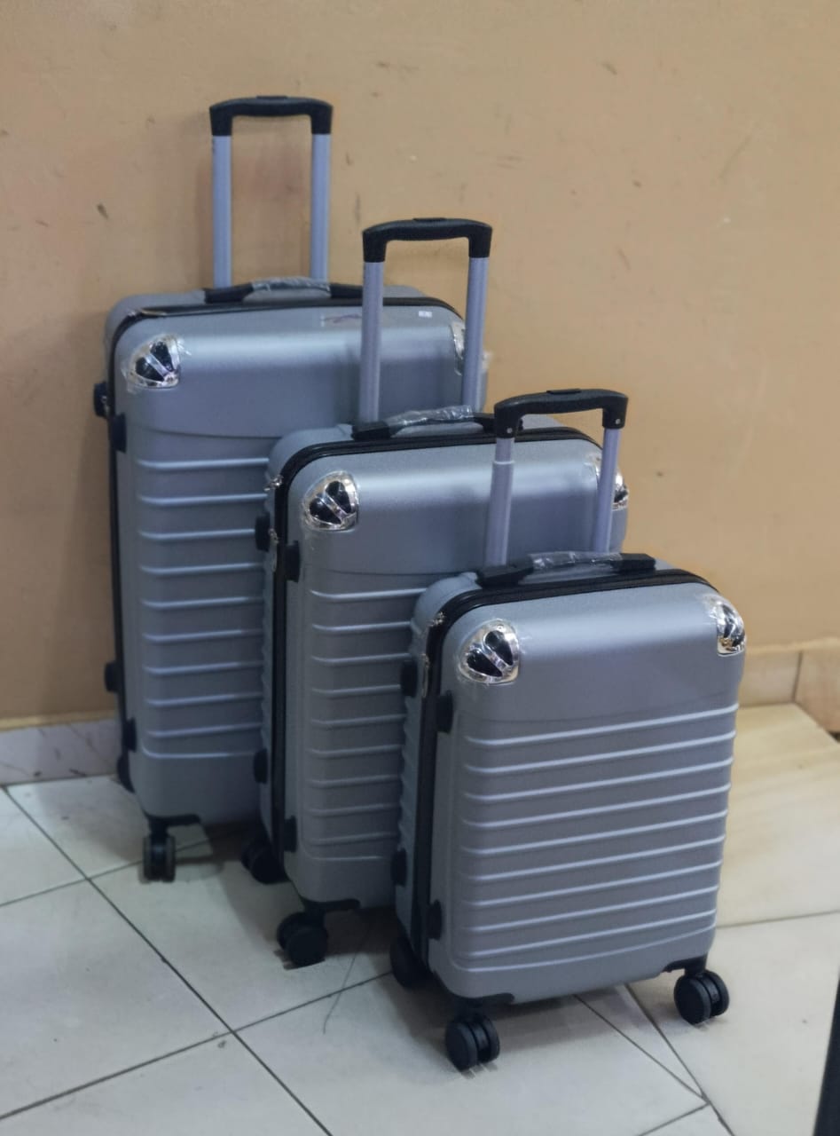 PRICE DROP
3 in 1 Luxurious Fibre Suitcase*

▪️Zipper closure frame.
▪️360 Easy-glide spinner wheels. 
▪️Telescopic handle system locks in multiple levels to adapt.
▪️Compression straps keep clothing