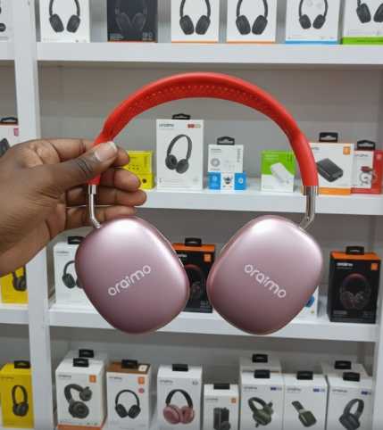 [BLACKFRIDAY OFFER] Oraimo I12 Super Bass Headphones Earpods Earbuds Headset Black FOR MUSIC ENTERTAINERS,clear and clear sound quality with MIC, deep bass, HD sound bass booster