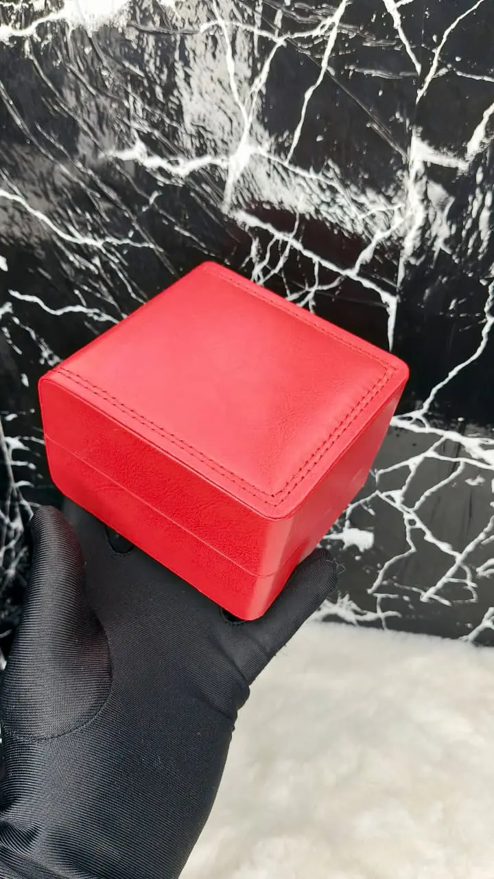 Luxury Gift Boxes – Thoughtfully Packed, Beautifully Presented.Make every moment feel special with our elegant gift box, designed to turn simple gifts into unforgettable  surprises