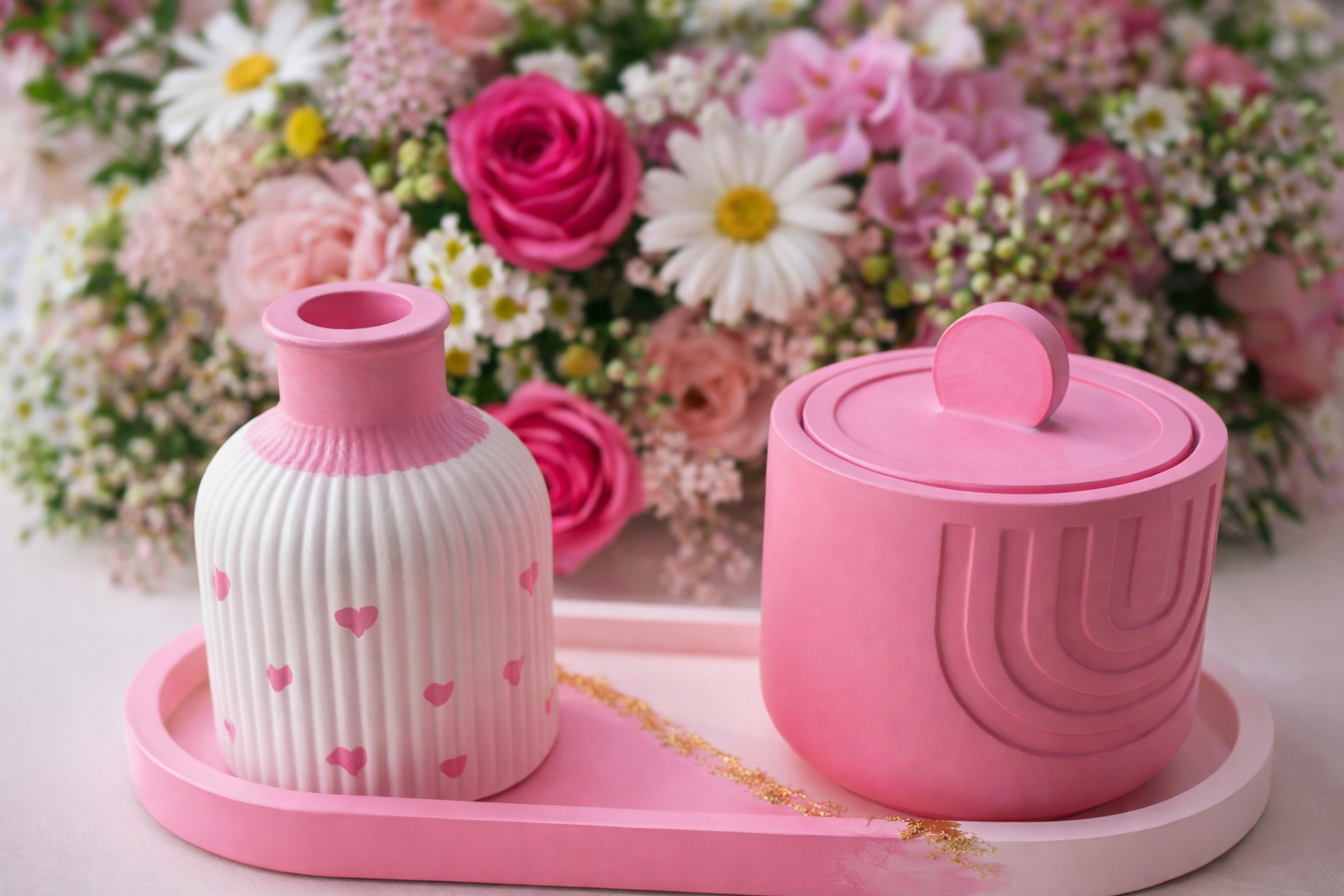 4pcs Interior multi purpose home decors - Multi purpose storage dish +lid + jewelry tray +Small flower vase Household Atmosphere.Can be used to improve your interior design.Hand with a lot of care.