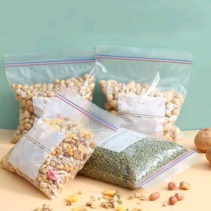 Reusable Silicone Ziplock Fridge Bags – Eco-Friendly Food Storage, Capacity: 1litre (25 pieces )/Capacity: 2 litres (15 pieces) to Store food safely and keep it fresh for longer!