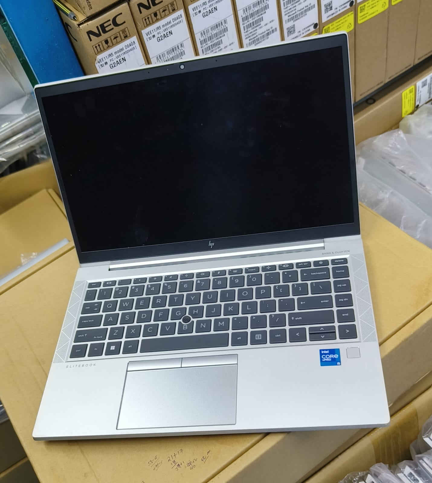 HP EliteBook 840 G8 - Intel Core i7 11th Gen, 16GB RAM, 256GB SSD, FHD Display, USB-C, Fast Performance