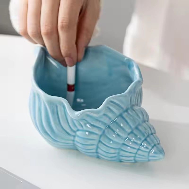 Ceramic Ashtray With Creative Personality, Trend for Home, Living Room, Wind Protection, fly ash, Large Shell Storage Ornament