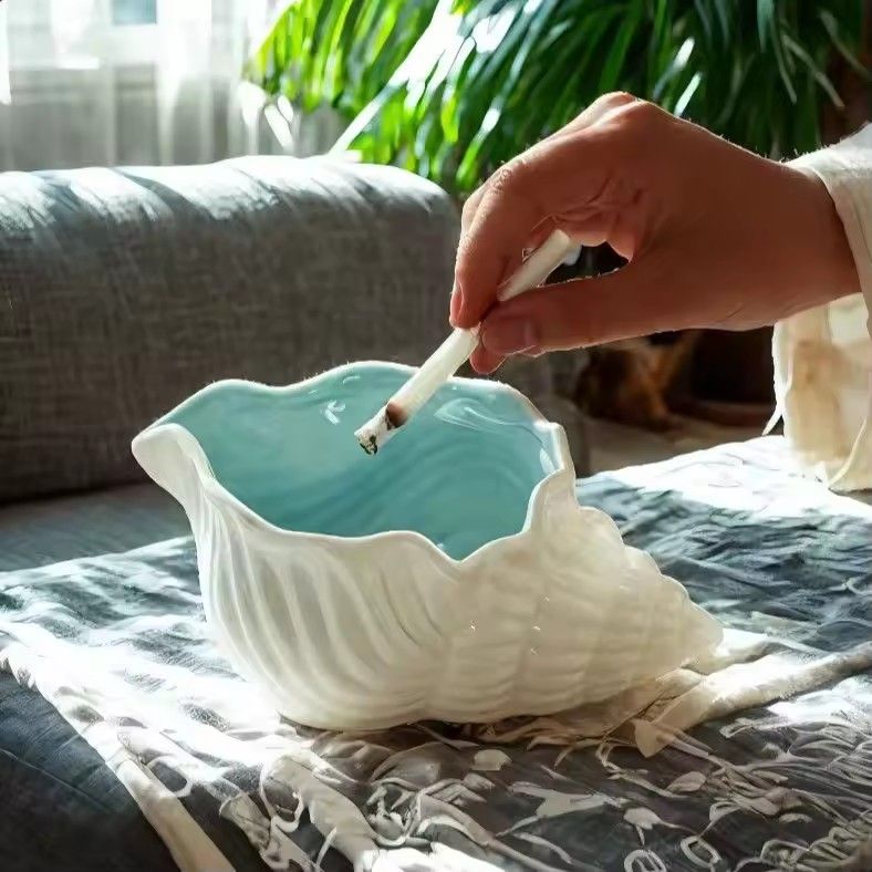 Ceramic Ashtray With Creative Personality, Trend for Home, Living Room, Wind Protection, fly ash, Large Shell Storage Ornament