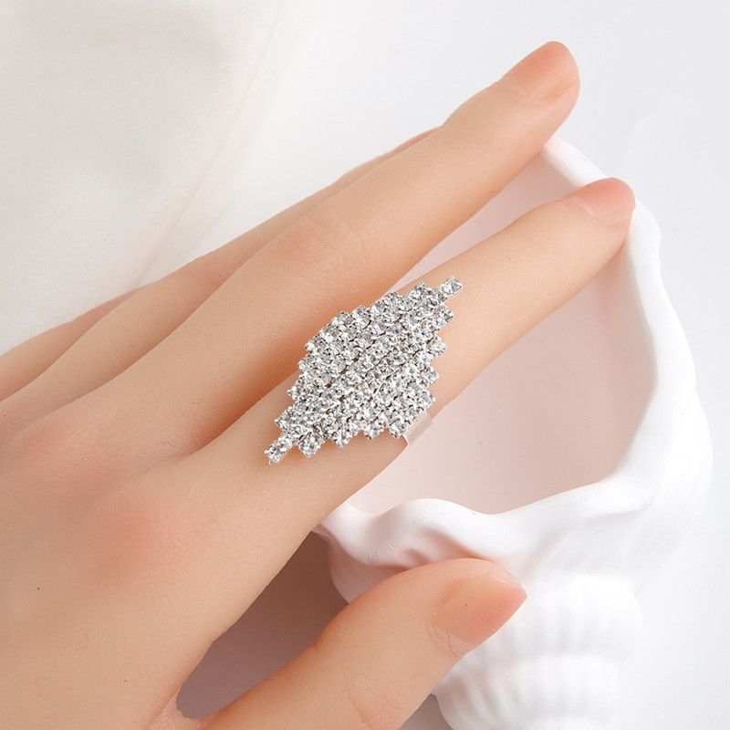 1PC Vintage Luxury Fashion Wedding Diamond Shaped Crystal Ring With Adjustable Couple Engagement Ring, Suitable for Women