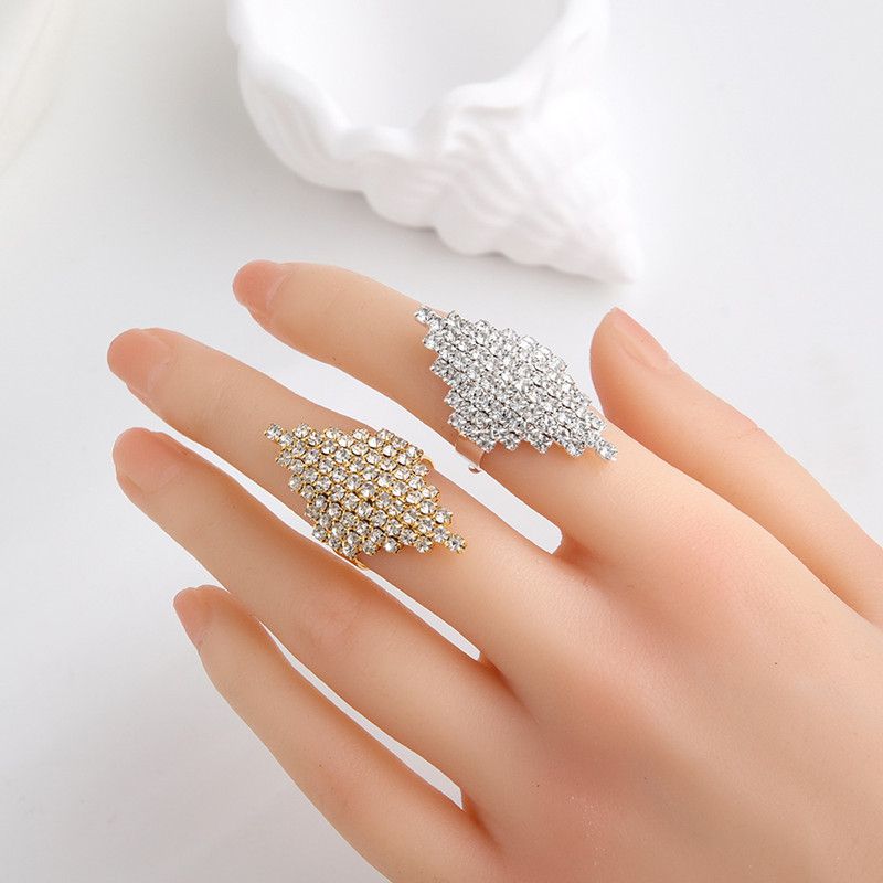 1PC Vintage Luxury Fashion Wedding Diamond Shaped Crystal Ring With Adjustable Couple Engagement Ring, Suitable for Women