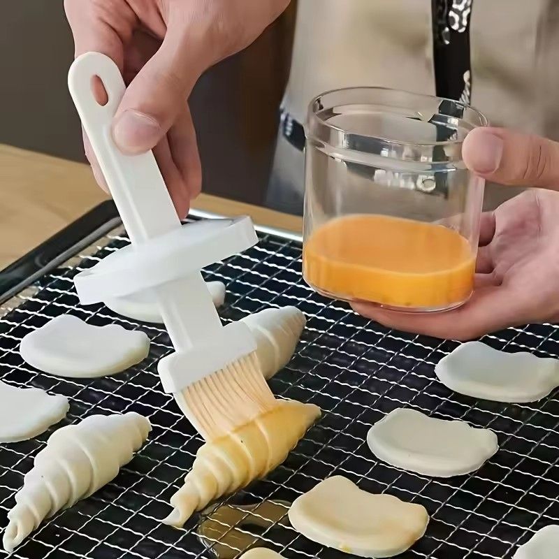 Integrated Barbecue Oil Brush High-Temperature Resistance Cooking Kitchen Pancake Home Baking Oil Brush With Bottle Cooking Tool
