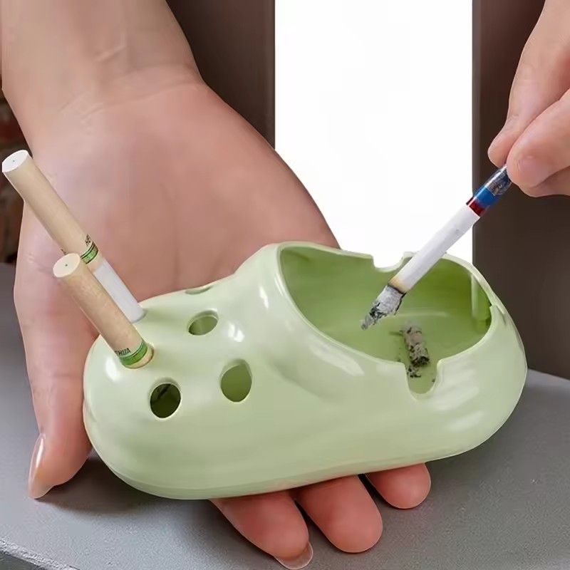 1PC Personalized Shoe-shaped Ashtrays, Trendy Home Decoration, Desktop Shoe-shaped Ashtrays, Anti-scattering Design
