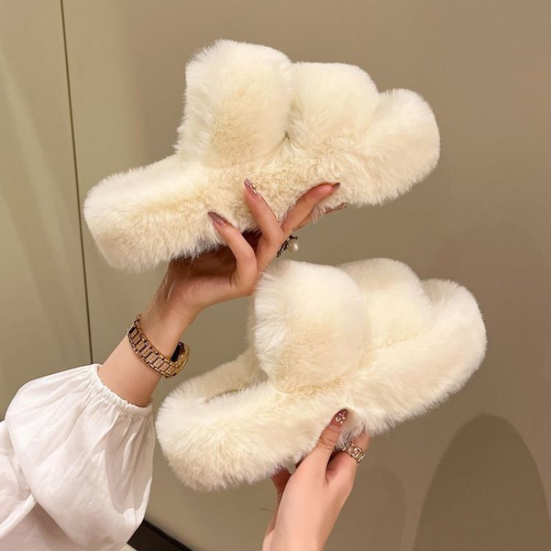 Korean Style Women's Fall Winter Thick Bottom Fur Slippers Indoor Outdoor Soft Sole Warm Fashionable PVC Material Shoes