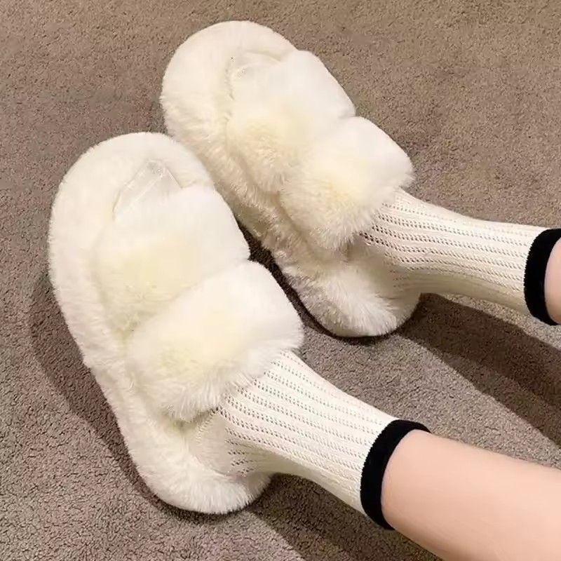 Korean Style Women's Fall Winter Thick Bottom Fur Slippers Indoor Outdoor Soft Sole Warm Fashionable PVC Material Shoes