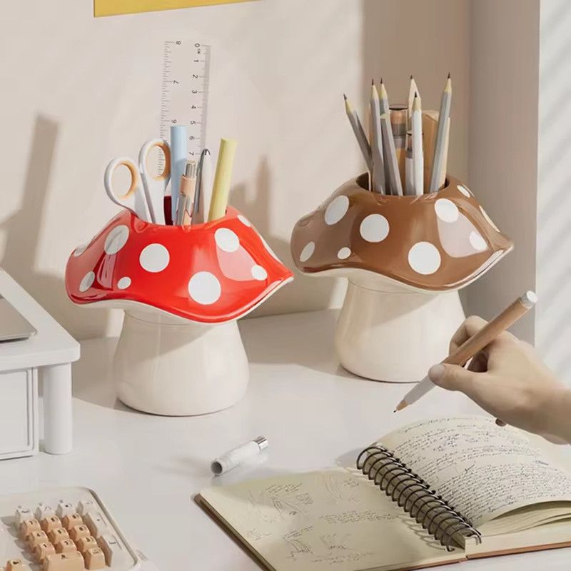 1PC Polka Dot Mushroom Storage Box For Student Dormitory Desk Stationery Sundries Pen Holder Bathroom Makeup Brush Organizer