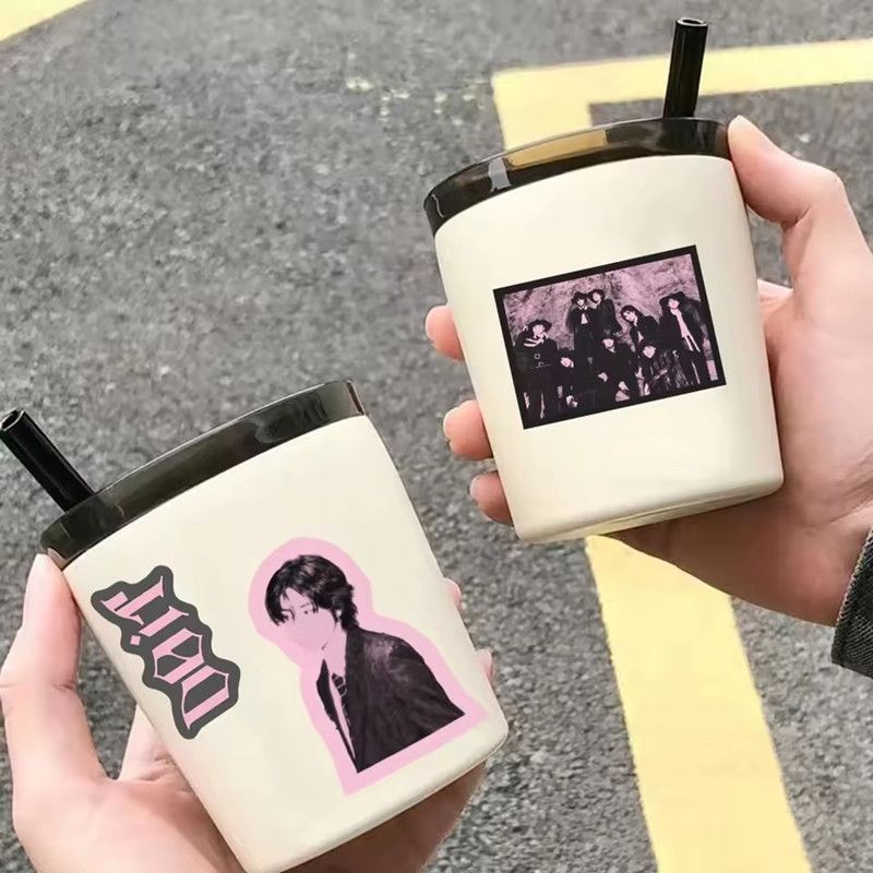 50Pcs New Stray Kids Stickers New Album DO IT Photo Mix Stickers SKZOO Peripheral Stickers Notebook Cup Decoration Stickers H-82