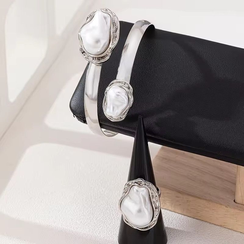 Korean Irregular Elegant Baroque Imitation Pearl Bangles Ring Jewelry Set for Women Chunky Circle Opening Bracelet Gifts