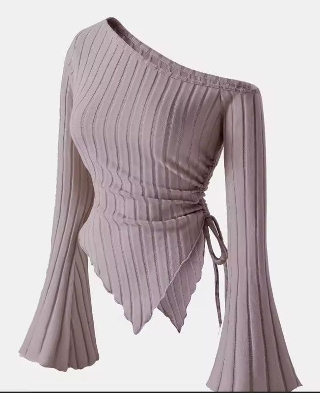 Women's Off Shoulder Skew Collar Long Sleeved Shirt Slim Fit Casual Street Style Asymmetrical Elegant T-shirt Trumpet Sleeve Top