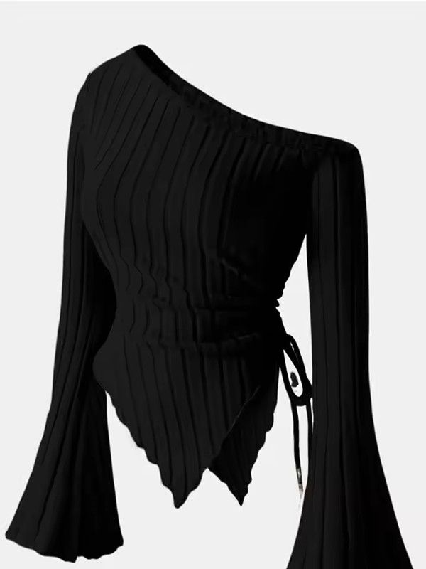 Women's Off Shoulder Skew Collar Long Sleeved Shirt Slim Fit Casual Street Style Asymmetrical Elegant T-shirt Trumpet Sleeve Top