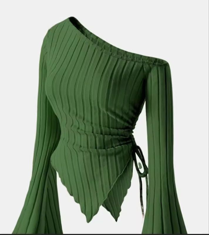 Women's Off Shoulder Skew Collar Long Sleeved Shirt Slim Fit Casual Street Style Asymmetrical Elegant T-shirt Trumpet Sleeve Top