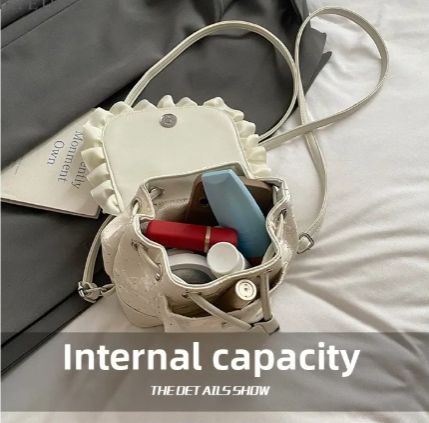 2026 Autumn New Japanese Bud Tied Sweet Cute Bow Lace Lolita Backpack Sweetheart Girl Fashion Casual Small Backpack for Women