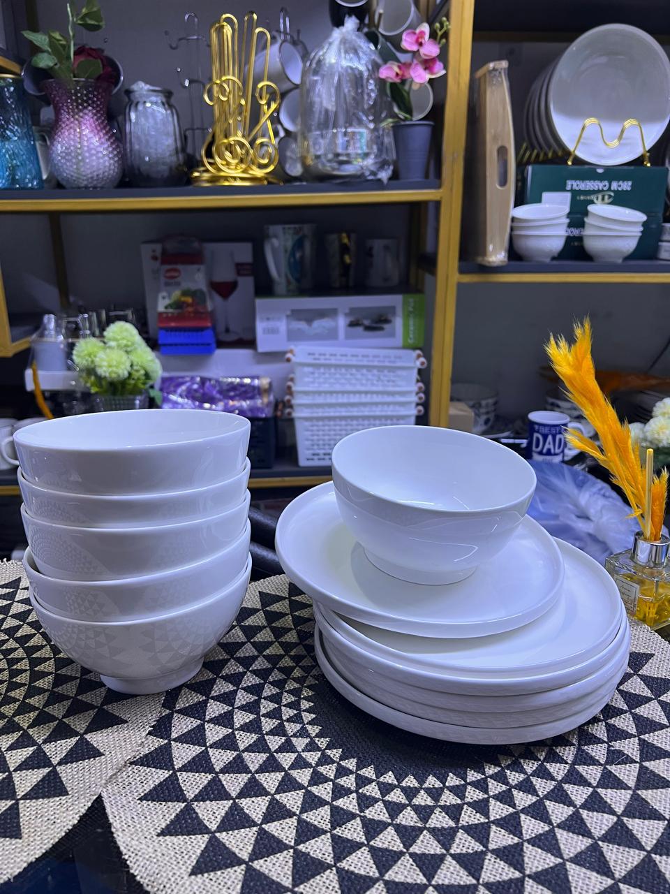 Original 12-Piece Trendy White Breakfast Set (6 Plates & 6 Bowls) in Kenya