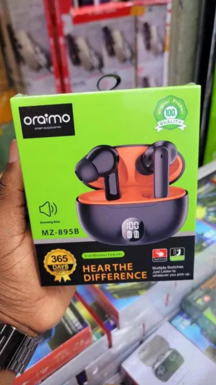 Oraimo true wireless earphones earpods with earbud noise cancellation and pure sound bass touch function to receive call many hours music time