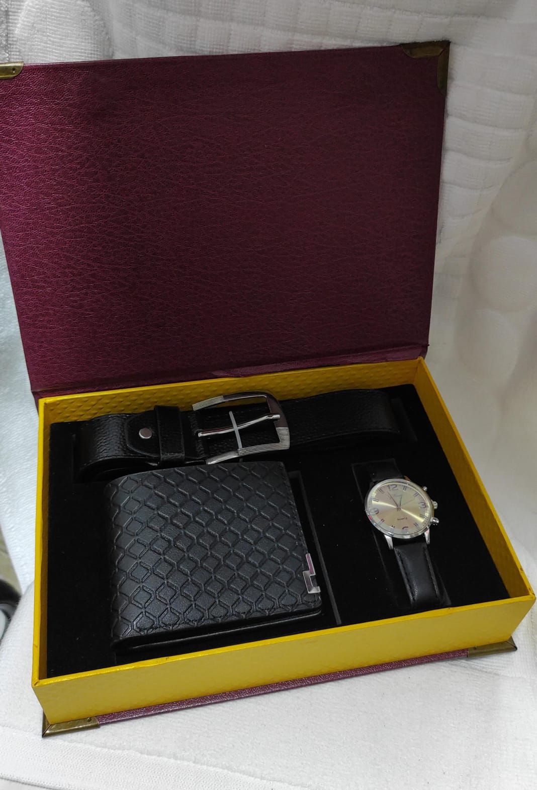 🔥🔥Mens/ fathers Day Gifts,graduation gifts,birthday gifts, anniversary gift,sons day giftetx , Mens Gift Set for Birthday Gifts includes: Artificial Leather  belt , watch and wallet.