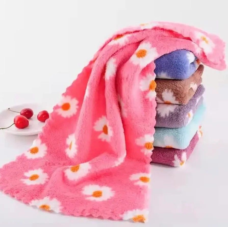 🔥🔥 Coral Fleece Square Soft Absorbent cloth, Wipe Hand Towel, kids wash cloth, Household Small Square Kitchen Cleaning Cloth, kitchen towel, cleaning cloth Rag Random Color