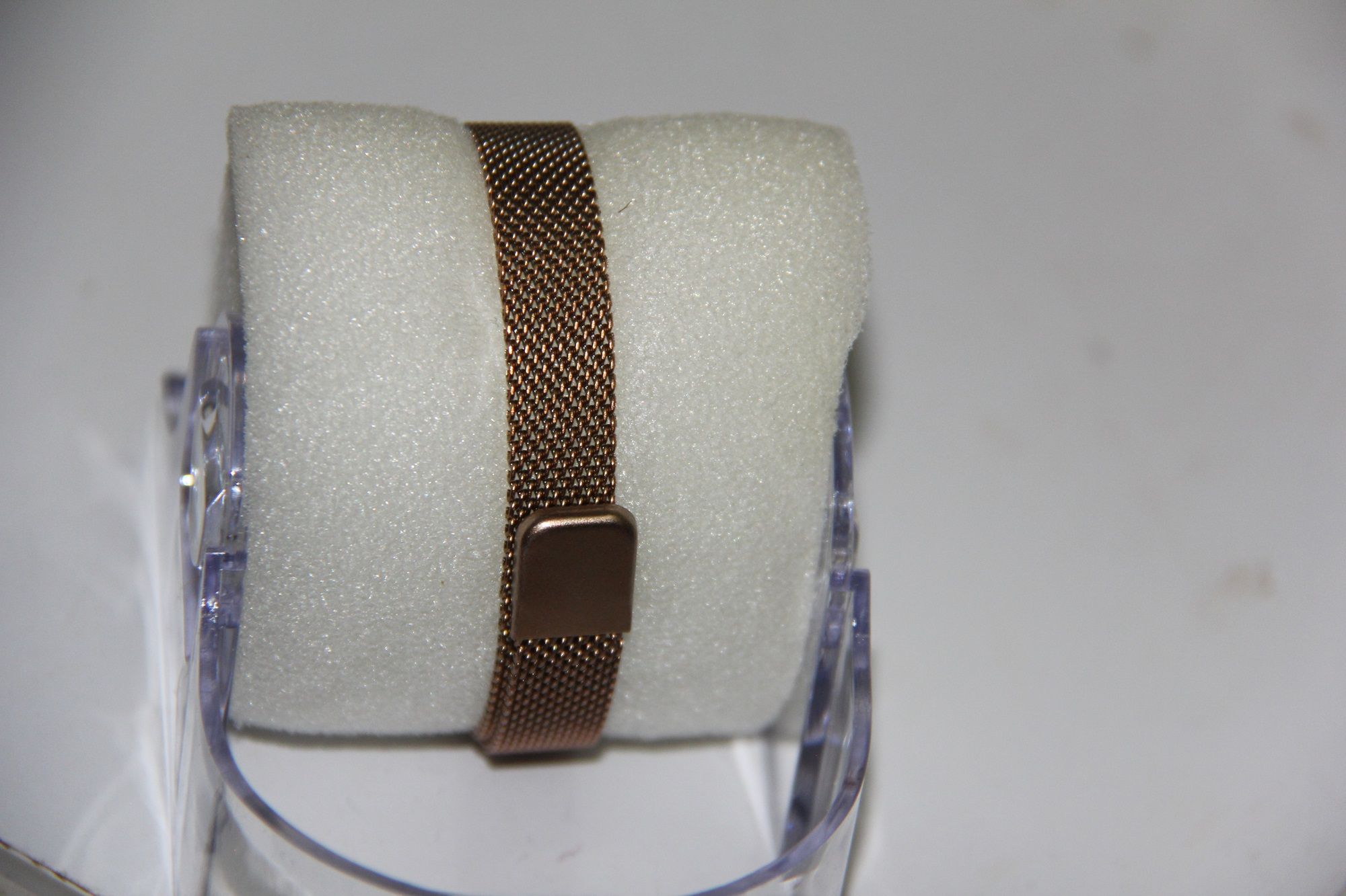 Ladies Magnetic Wrist Watch – Elegant Women’s Fashion Watch with Adjustable Magnetic Strap, Lightweight & Stylish Daily Wear.