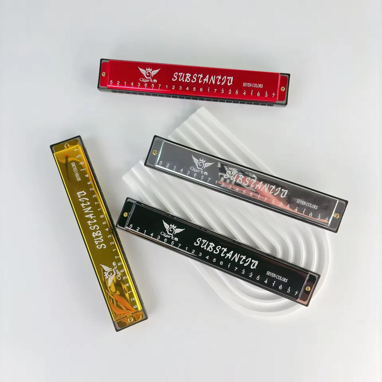 24 Holes Metallic Harmonica.Made of ABS resin material, environmentally friendly and waterproof.
Manual tuning, thick copper cover, durable, high polished chrome rust, bright colour, streamlined desig