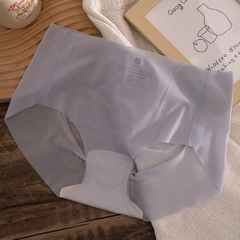 8 pieces of women's panties  Japanese seamless underwear  Women's summer thin models  Quick-drying mask pants  3D three-dimensional peach buttocks  Sexy ice silk briefs