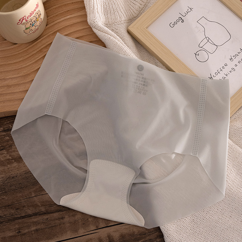8 pieces of women's panties  Japanese seamless underwear  Women's summer thin models  Quick-drying mask pants  3D three-dimensional peach buttocks  Sexy ice silk briefs