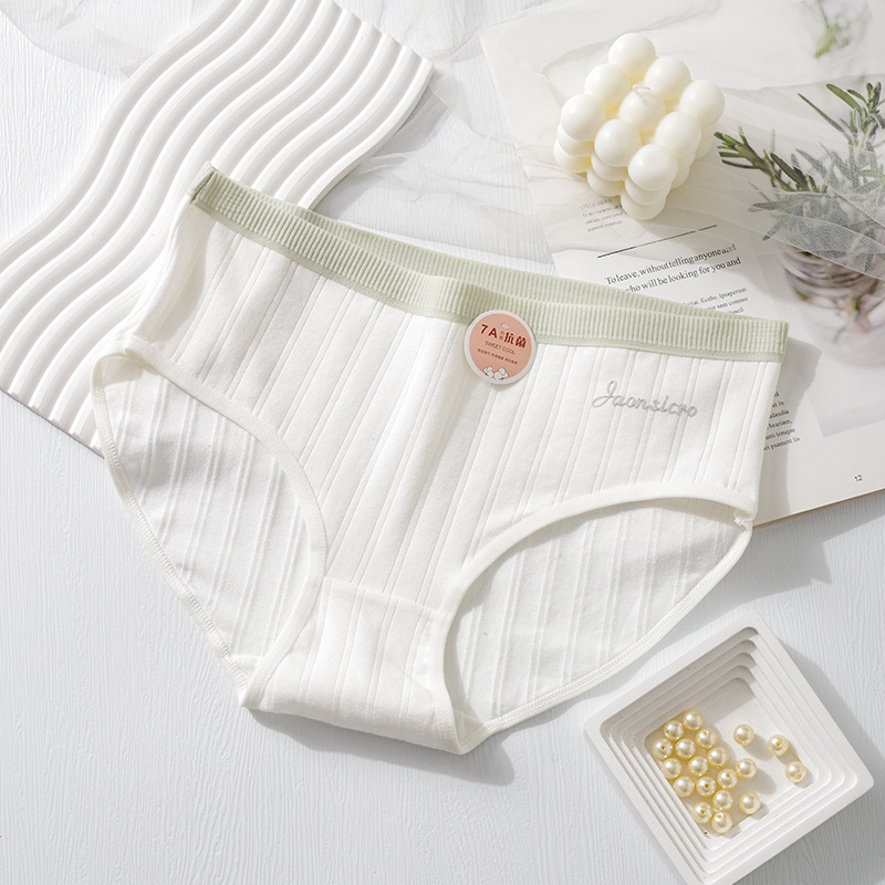 12 pairs of panties  Women's underwear  Class 10A antibacterial crotch  Cotton underwear  lady  Mid-waist  sweet  Japanese lineage  summertime  Thin model  Student briefs  Women's underwear
