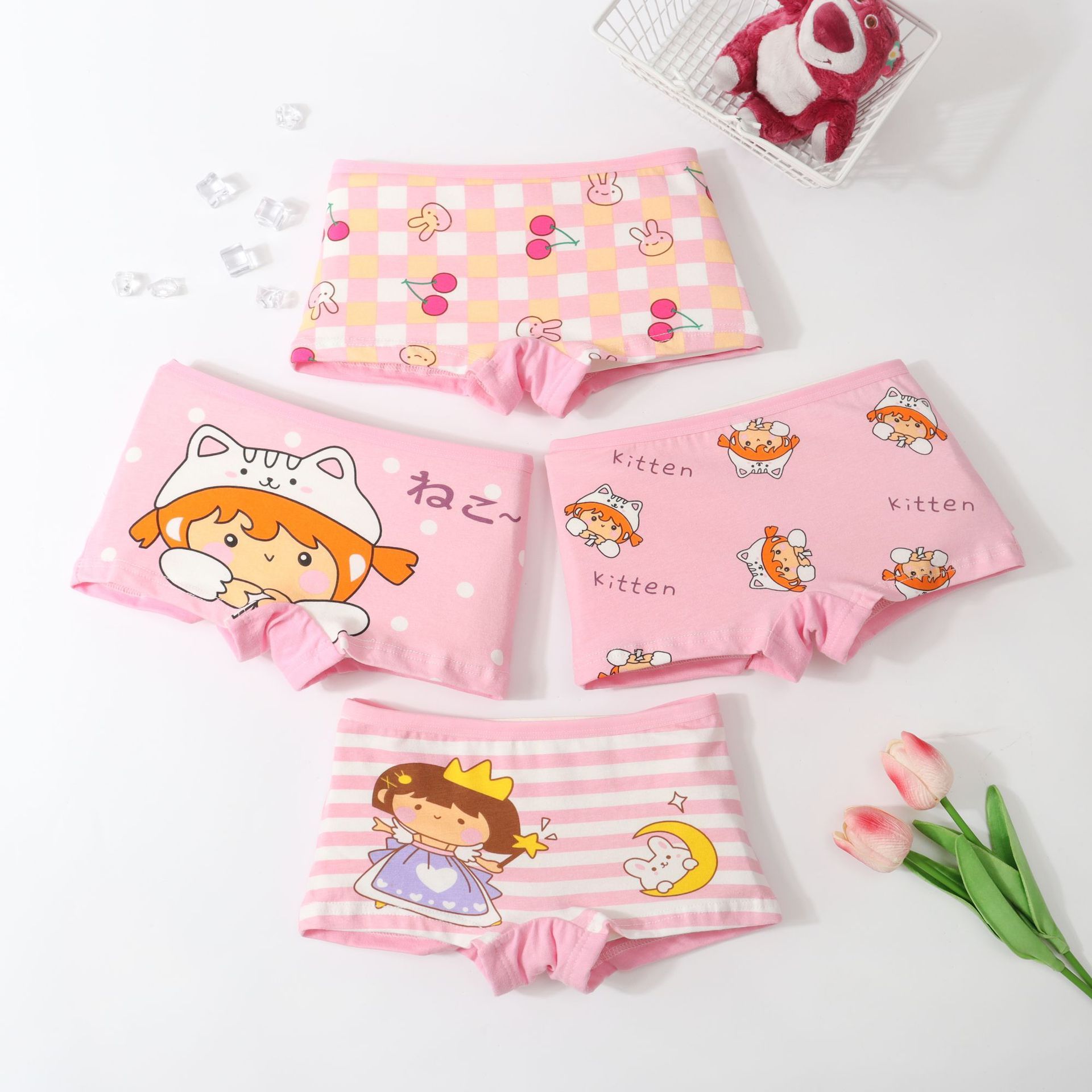 4 girls' panties Cotton underwear  Boxer children's underwear  boxer panties  Big girl baby boxer shorts  Pure cotton does not clamp the buttocks  Girl's boxer panties