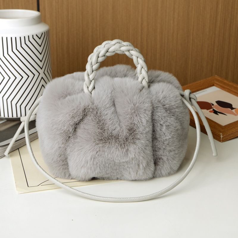 Cute pumpkin bag    New for Fall/Winter 2025   Fashion clouds   Crossbody bag  Niche design  sweet  Girl's handbag