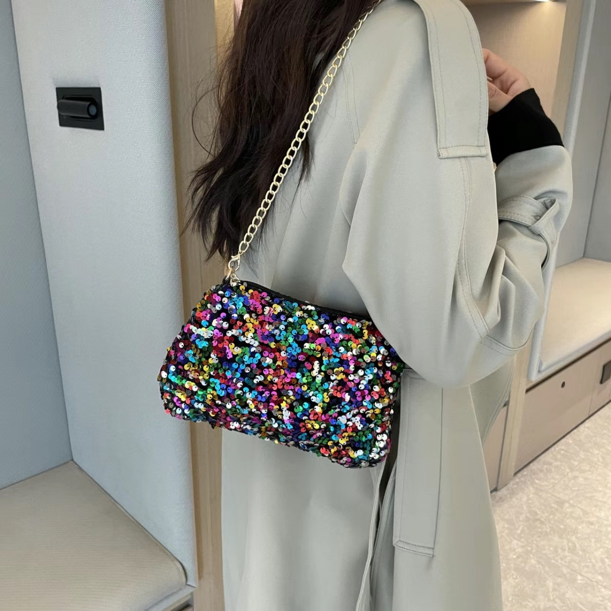 Limited time offer   Sequin crossbody chain bag    Simple    INS    Solid color   Sequin shoulder bag    Armpit pack   Mobile wallet   Evening clutch
