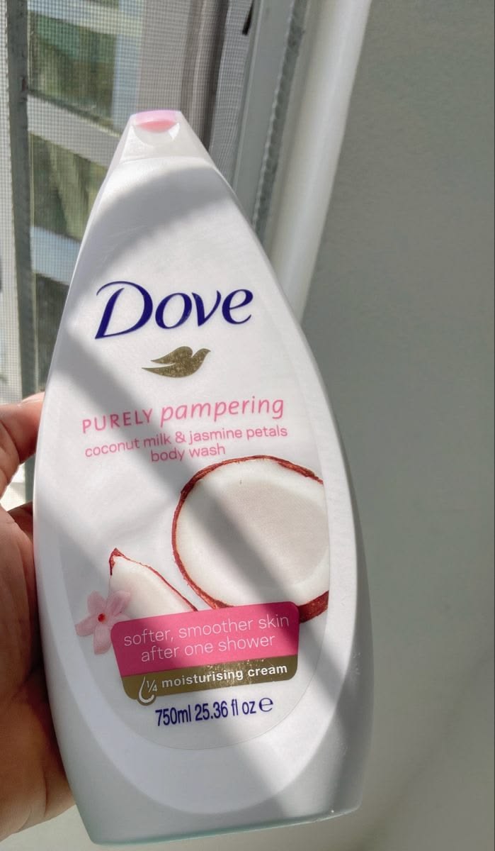 Dove Exfoliating Refreshing Shower Gel Scrub 500ml