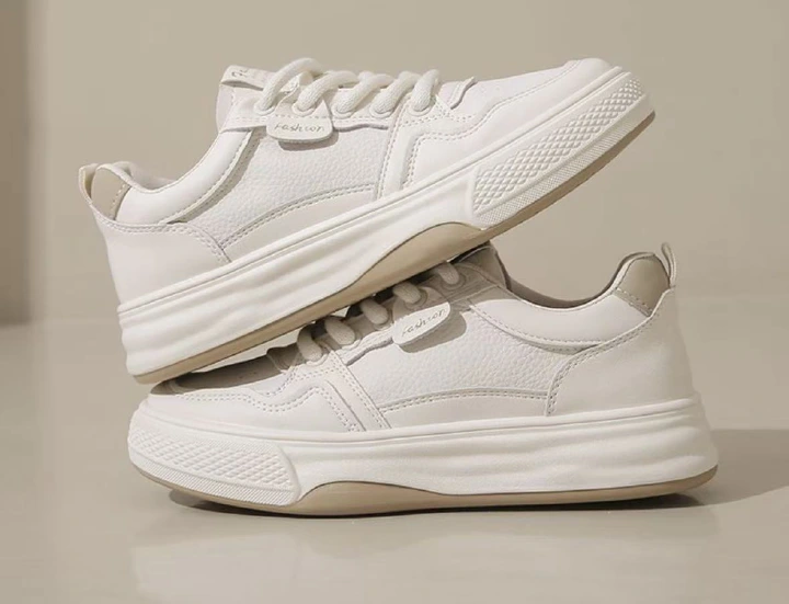 Star glow Girls ladies sneakers white breathable comfortable girl shoes easy to clean light hicking casual sneakers sizes 37-41