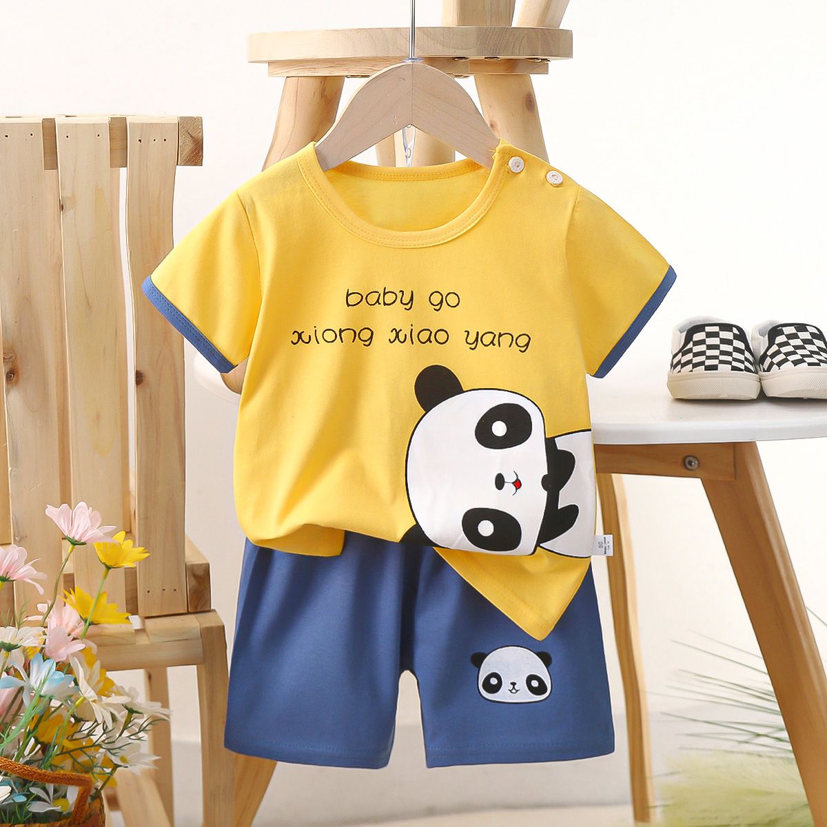 Children's short-sleeved cotton T-shirt and shorts set, baby summer outfit set for boys