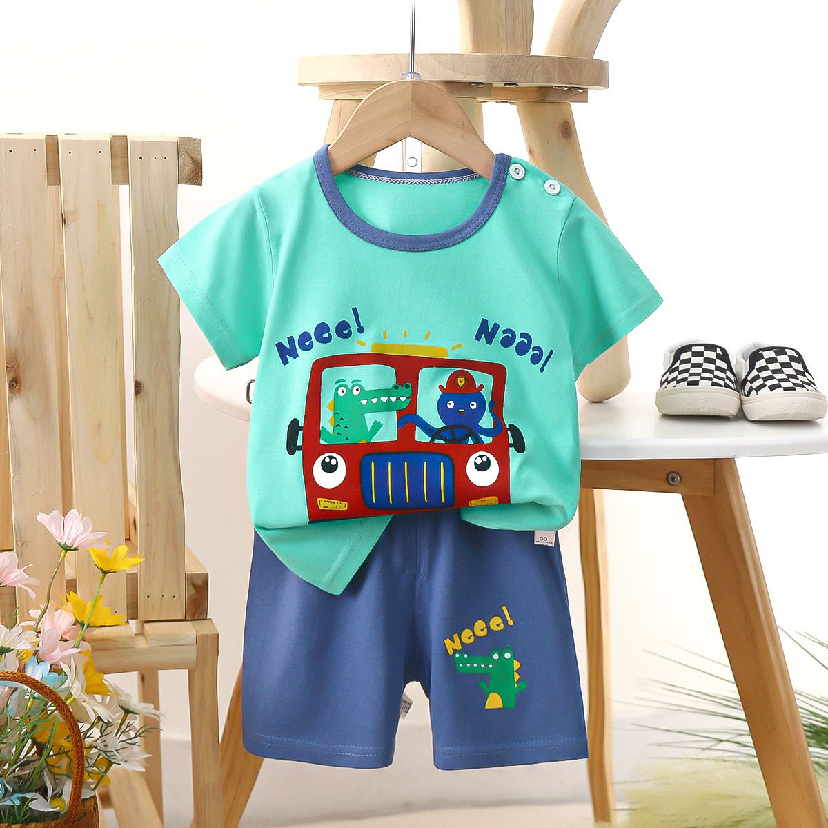 Children's short-sleeved cotton T-shirt and shorts set, baby summer outfit set for boys