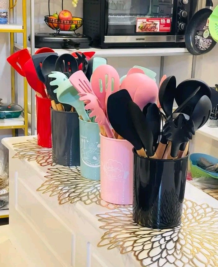 12 piece set of silicone kitchenware with wooden handle, silicone spoon shovel, kitchen small tool set, silicone support