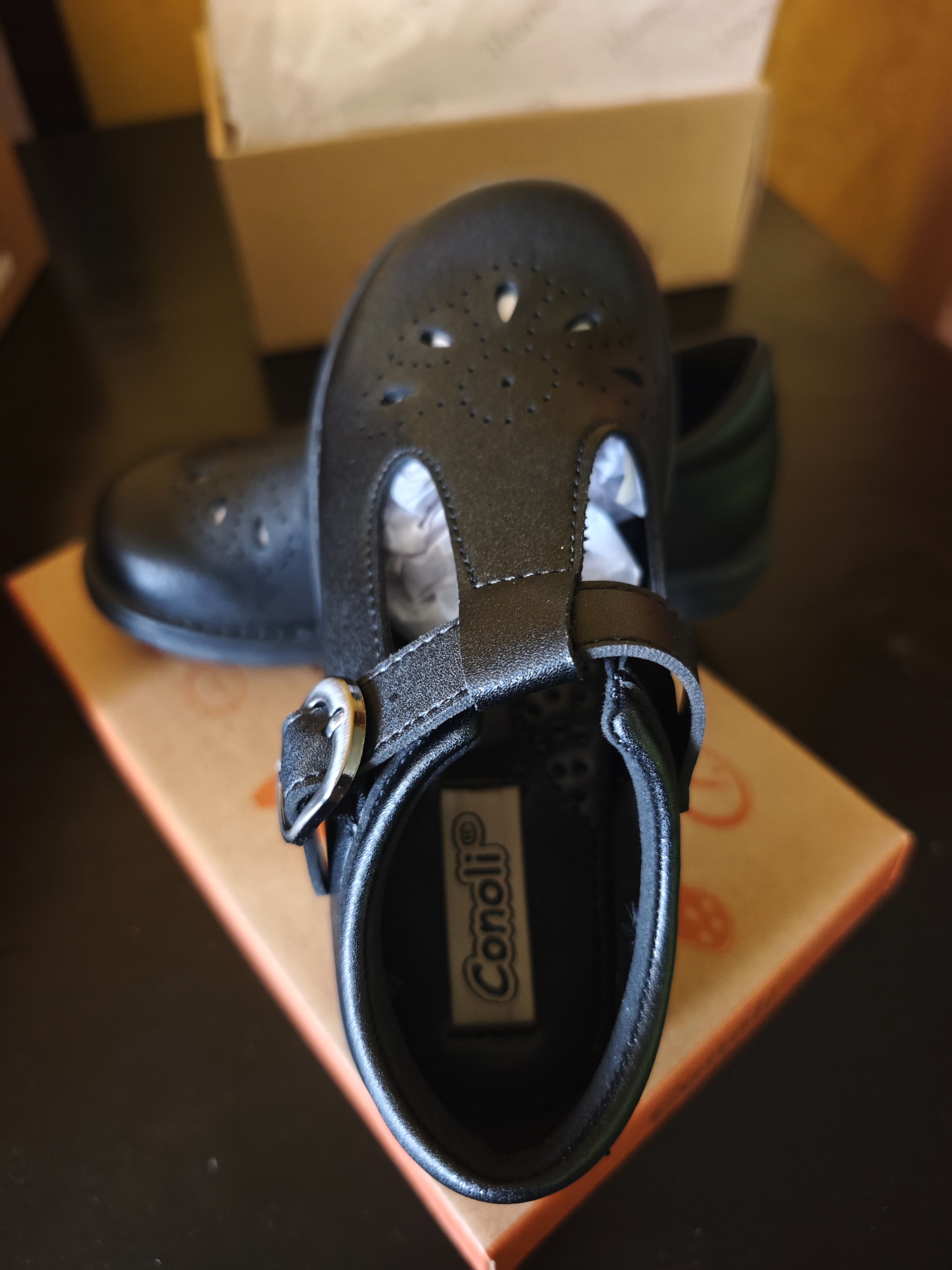 Conoli Girls School Shoes TZ6637 – Black Leather T-Bar Buckle with Cutout Detail