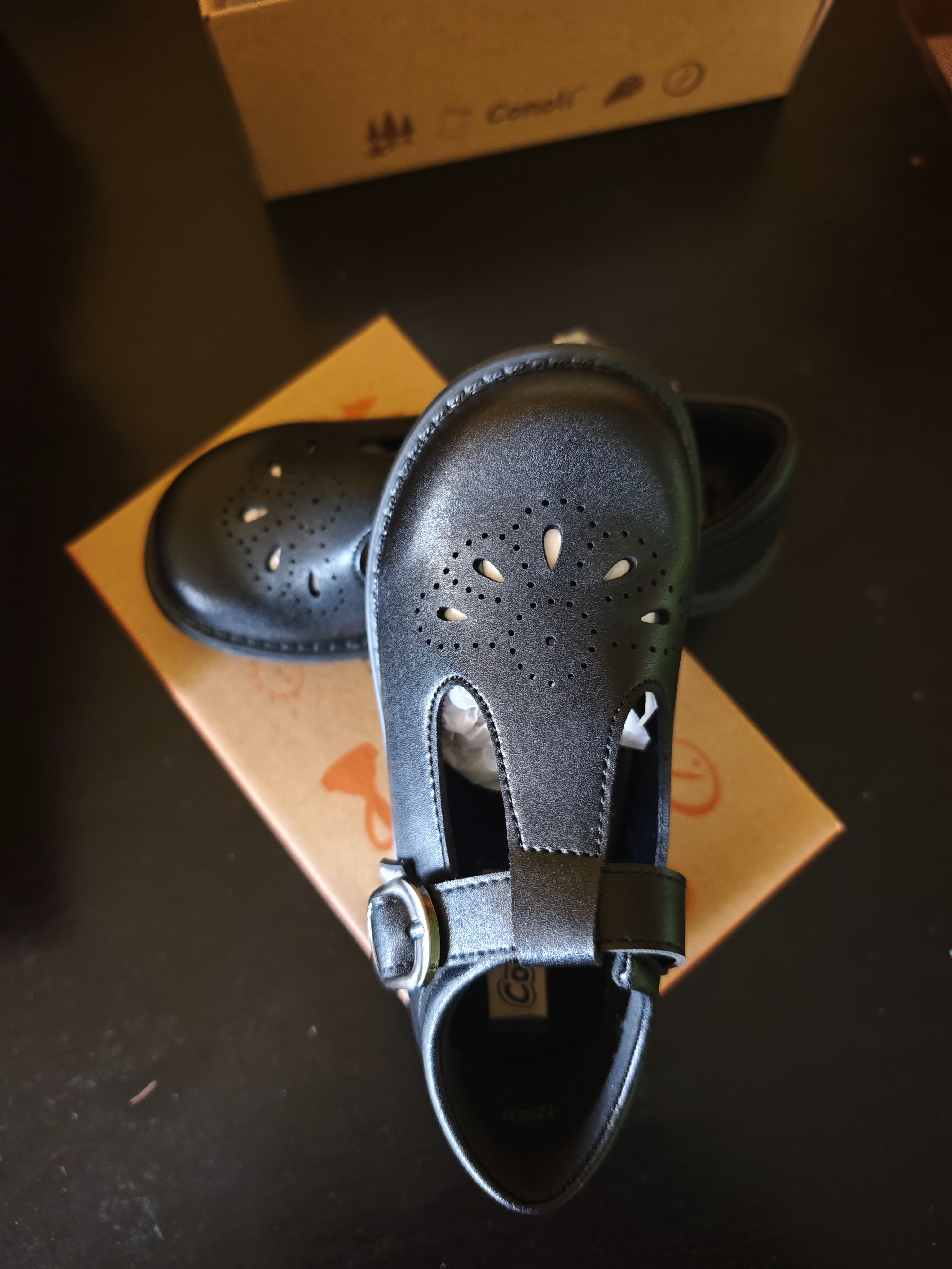 Conoli Girls School Shoes TZ6637 – Black Leather T-Bar Buckle with Cutout Detail