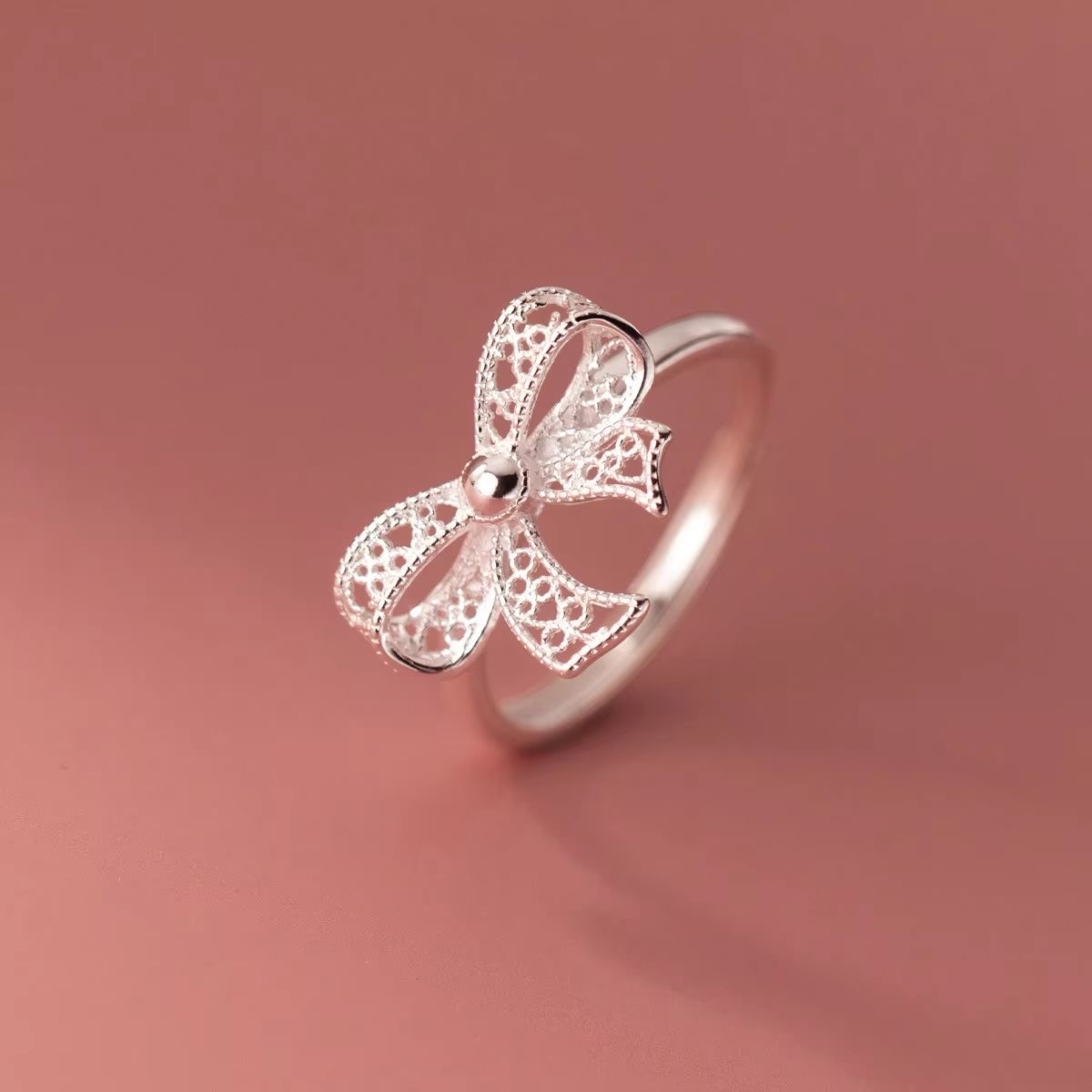 Bow, open ring, ladies' engagement, luxurious high-end jewelry