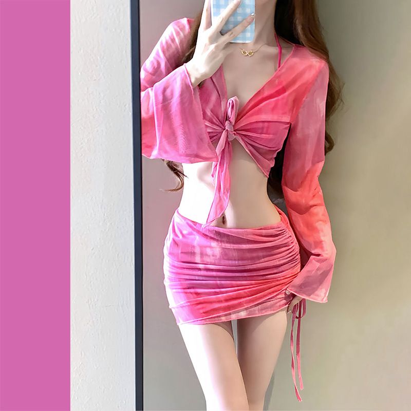 Bikini swimsuit women's 2025 new seaside vacation four piece set conservative high-end split swimsuit soaking in hot springs