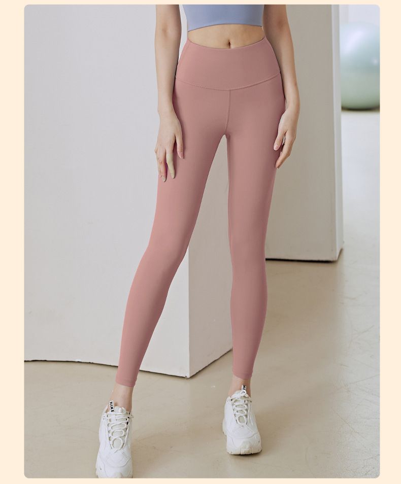 Yoga pants for women 2025 new running, fitness, fast drying, high waist, hip lifting, and bodybuilding pants with a naked feel, worn as fitness pants