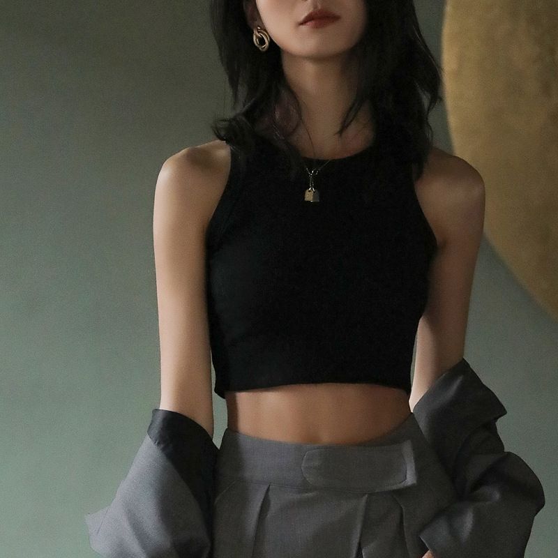 Spring and summer hot girl short suspender hanging neck vest for women's new style, versatile for external wear, slim fit for internal wear, sleeveless bottom top
