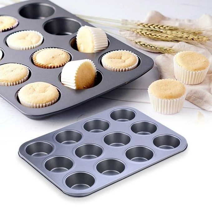12hole cupcake baking tin Non‑Stick Surface Helps baked goods release easily and makes cleaning simpler. Oven‑Safe Designed to withstand high baking temperatures