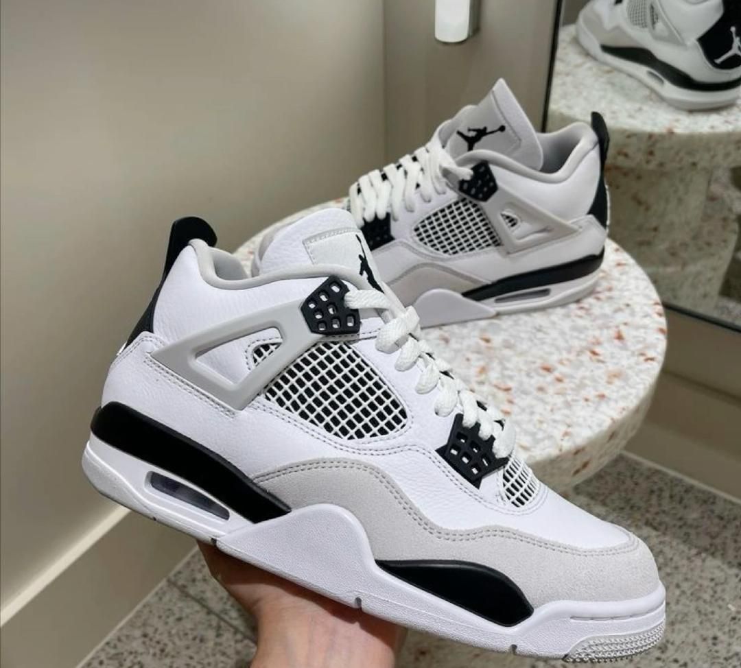 HIGH QUALITY ⚡JORDAN 4 high quality j4 thunder red sneakers original fashion leather men shoes ❤️‍🔥🔥 new arrival colours available in black, white,blue, green, yellow ,red and as pictures ❤️‍🔥