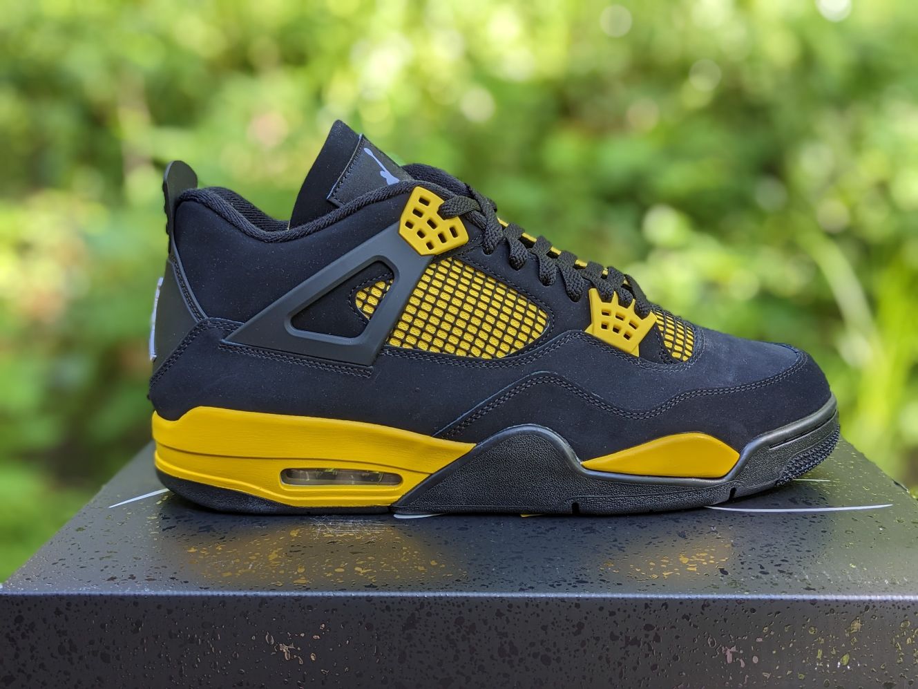 HIGH QUALITY ⚡JORDAN 4 high quality j4 thunder red sneakers original fashion leather men shoes ❤️‍🔥🔥 new arrival colours available in black, white,blue, green, yellow ,red and as pictures ❤️‍🔥