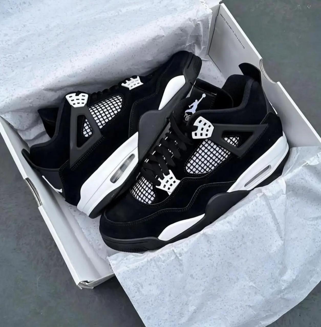 HIGH QUALITY ⚡JORDAN 4 high quality j4 thunder red sneakers original fashion leather men shoes ❤️‍🔥🔥 new arrival colours available in black, white,blue, green, yellow ,red and as pictures ❤️‍🔥