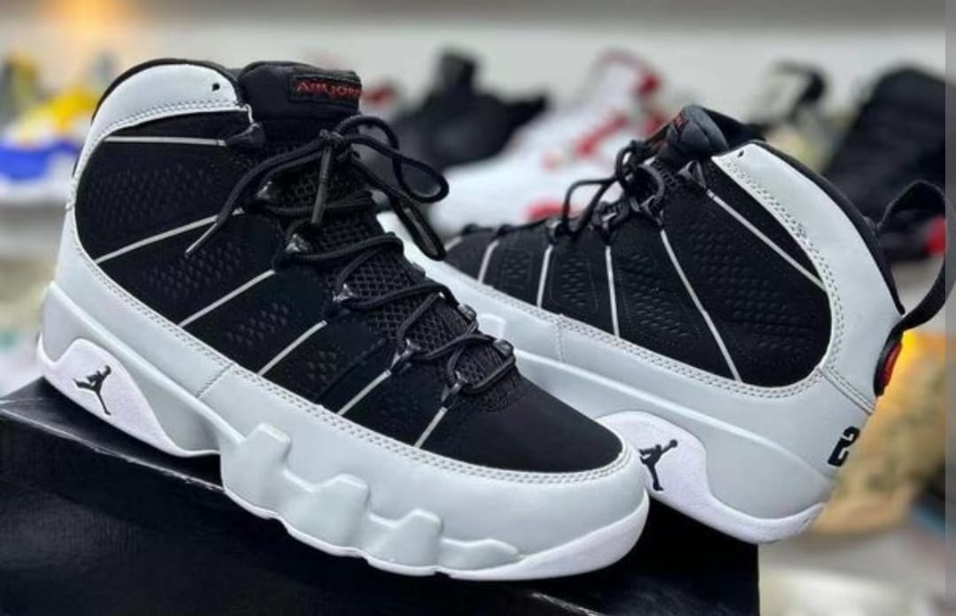 Fashionable 🥰❤High Quality  j9 Retro  Unisex Sneakers🔥🔥🔥 Classic and Elegant