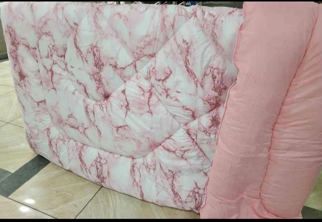 Binded Duvet 1 pc Duvet 1 pc Bed Sheet 2 pcs Pillow Cases size 6*7 TC